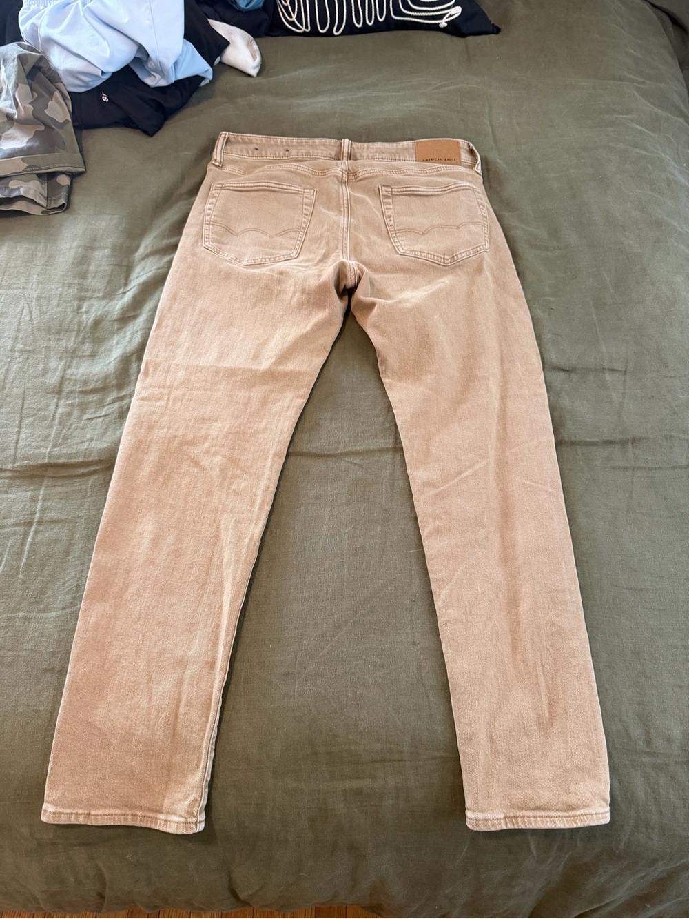 American Eagle Outfitters Men's Corduroy Pants in Light Beige